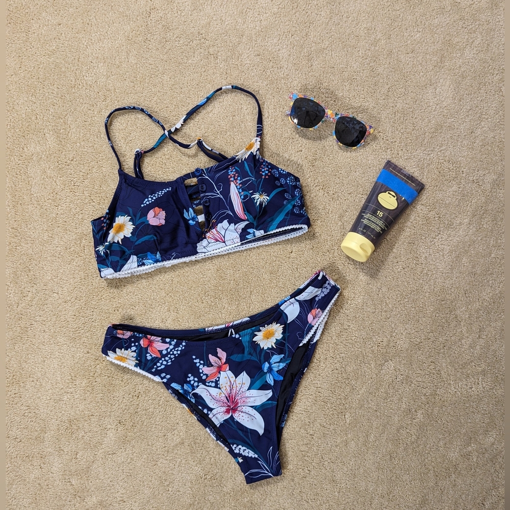 Cupshe - Women's - Floral Bikini - Medium